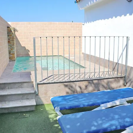 La Roa Con Piscina Comunitaria Y Privada